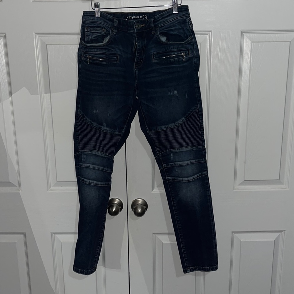 Buckle Jeans
